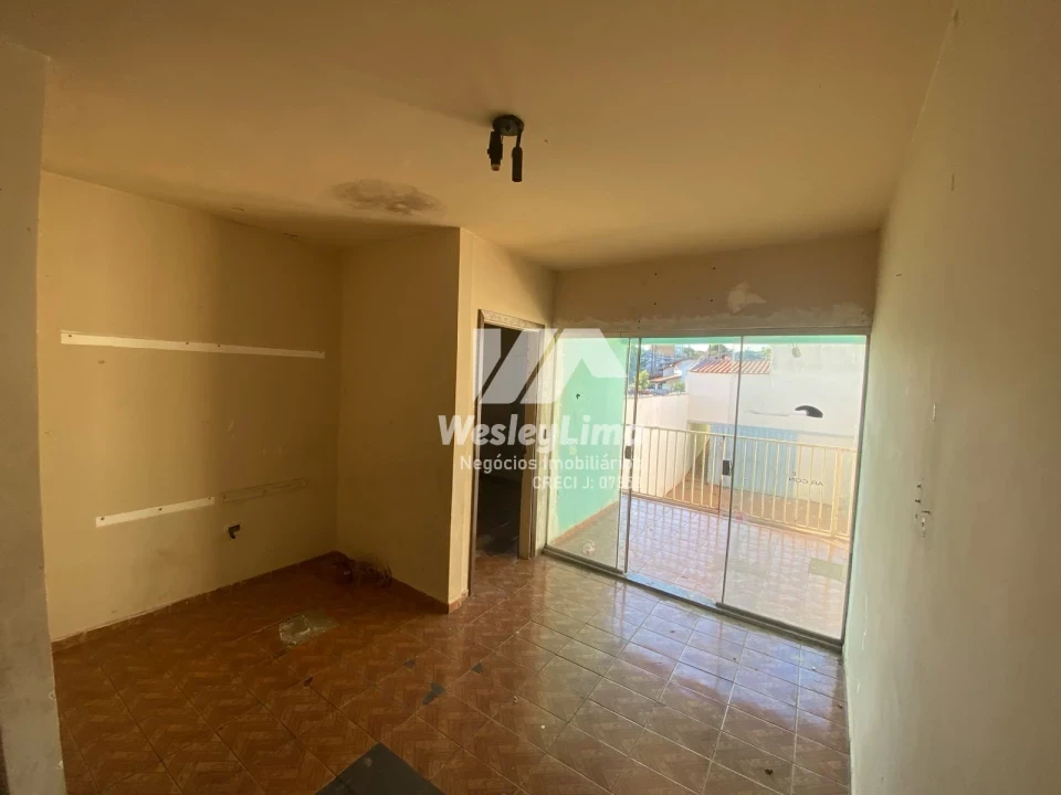 Imagens do imóveis CASA A VENDA !! EXCELENTE OPORTUNIDADE DE VENDA NO JARDIM PLANALTO – LONDRINA/PR
