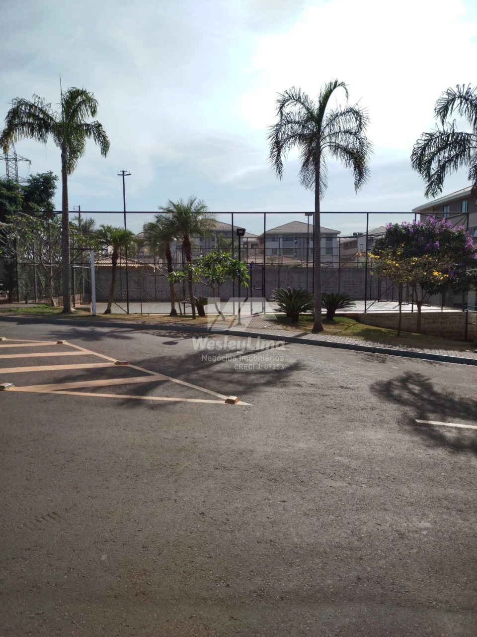 Apartamento Locação e Venda - Flor de Lótus - Zona Norte