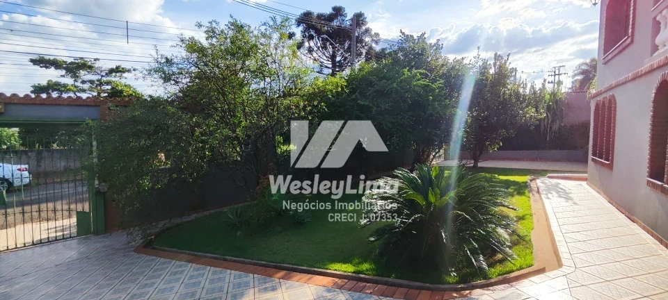 CASA ALTO PADRÃO À VENDA NO JARDIM IMPÉRIO DO SOL – LONDRINA | COM PISCINA | TERRENO 1.093 m²