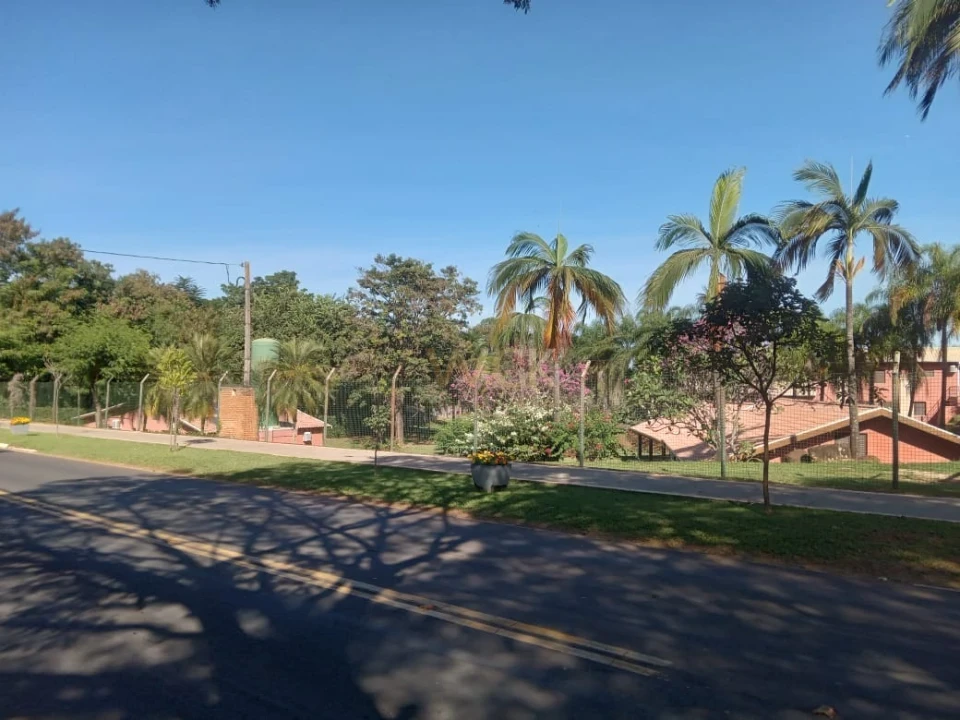 Imagens do imóveis À VENDA: COMPLEXO DE HOSPEDAGEM COM 34 SUITES STANDARD / HOLAMBRA-SP / AREA TOTAL 14.260M²