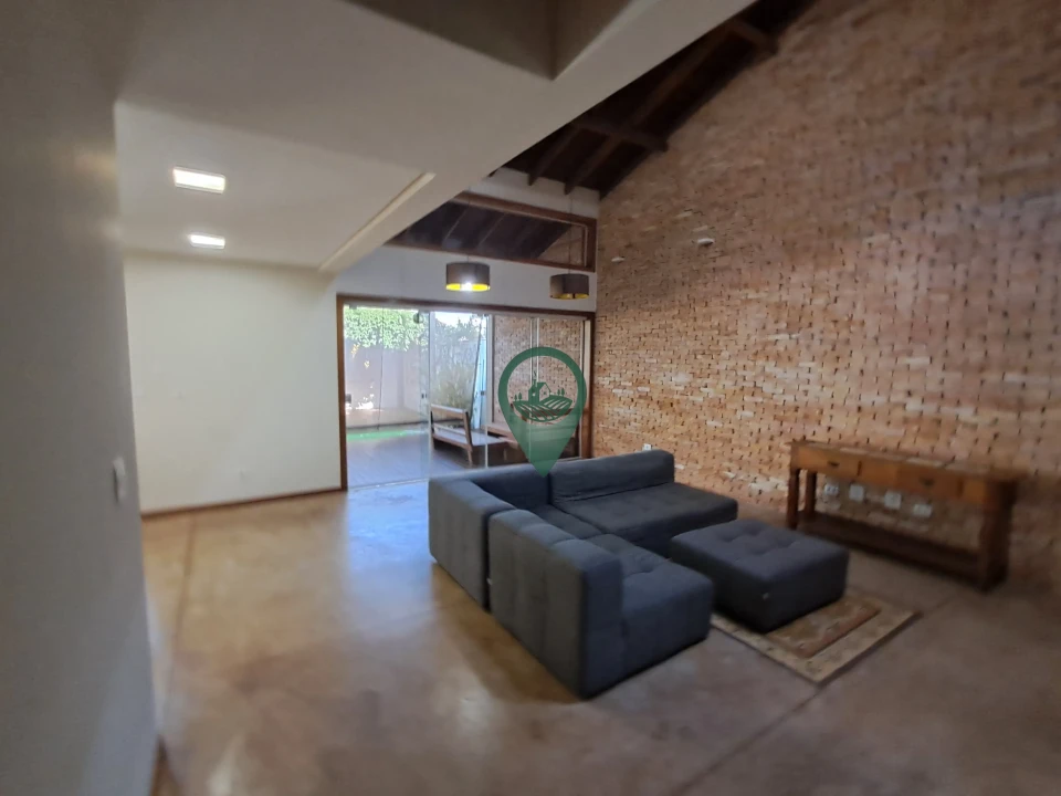 Imagens do imóveis Casa com 4 suítes à Venda no Royal Forest