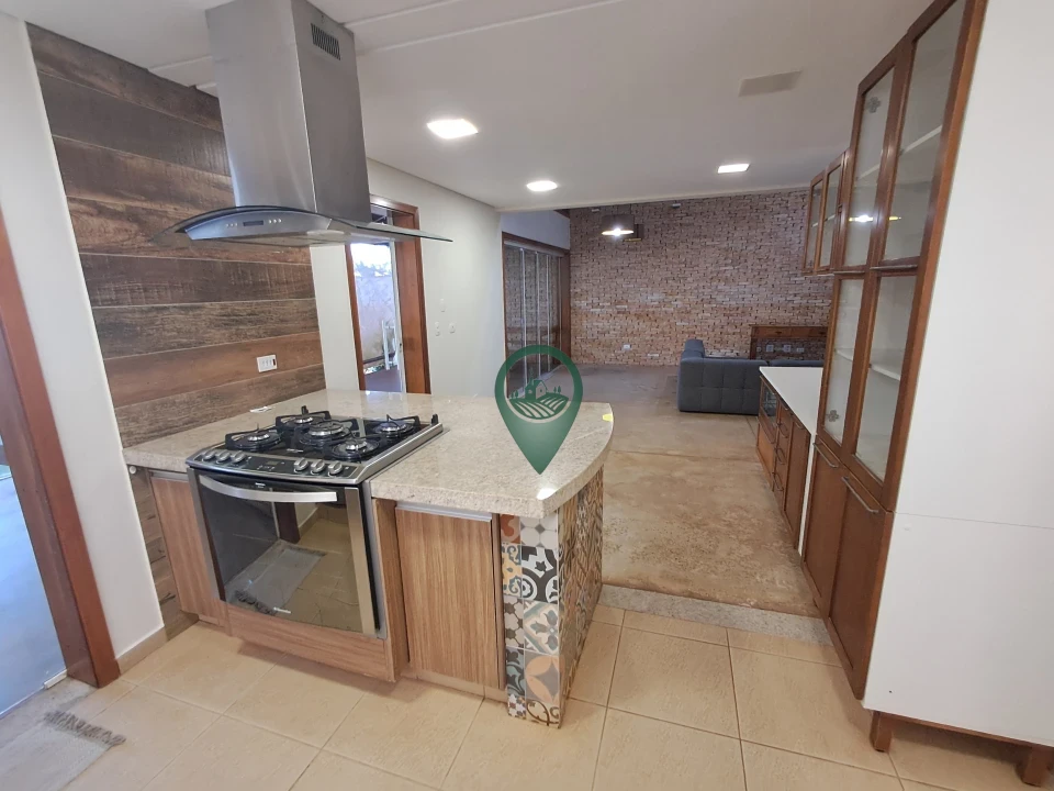 Imagens do imóveis Casa com 4 suítes à Venda no Royal Forest