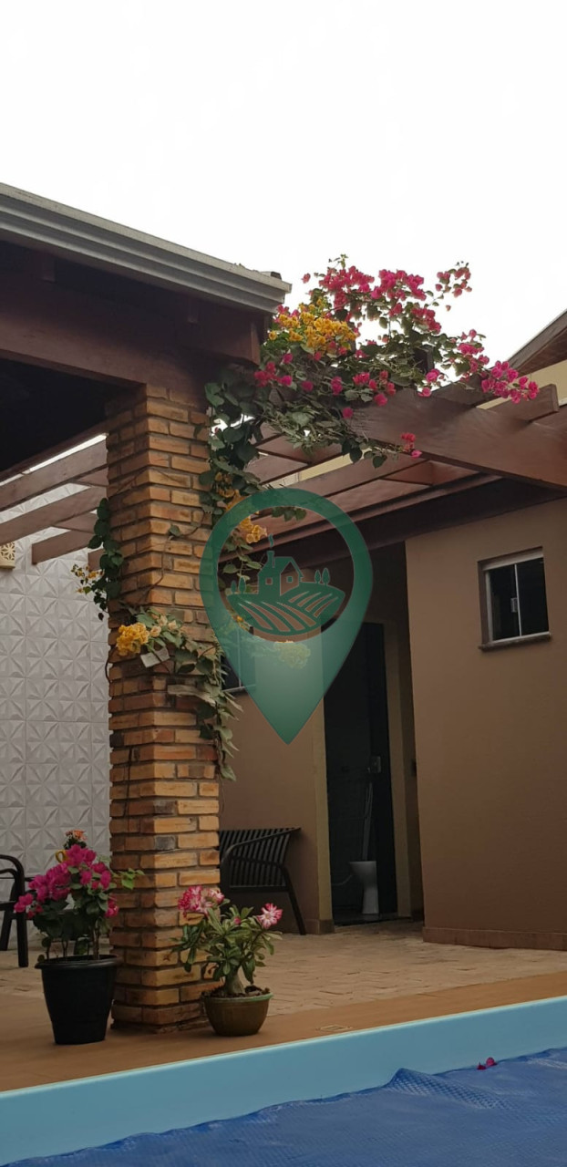 Imagens do imóveis LINDA CASA COM PISCINA À VENDA NA CIDADE DE CAMPO GRANDE -MS