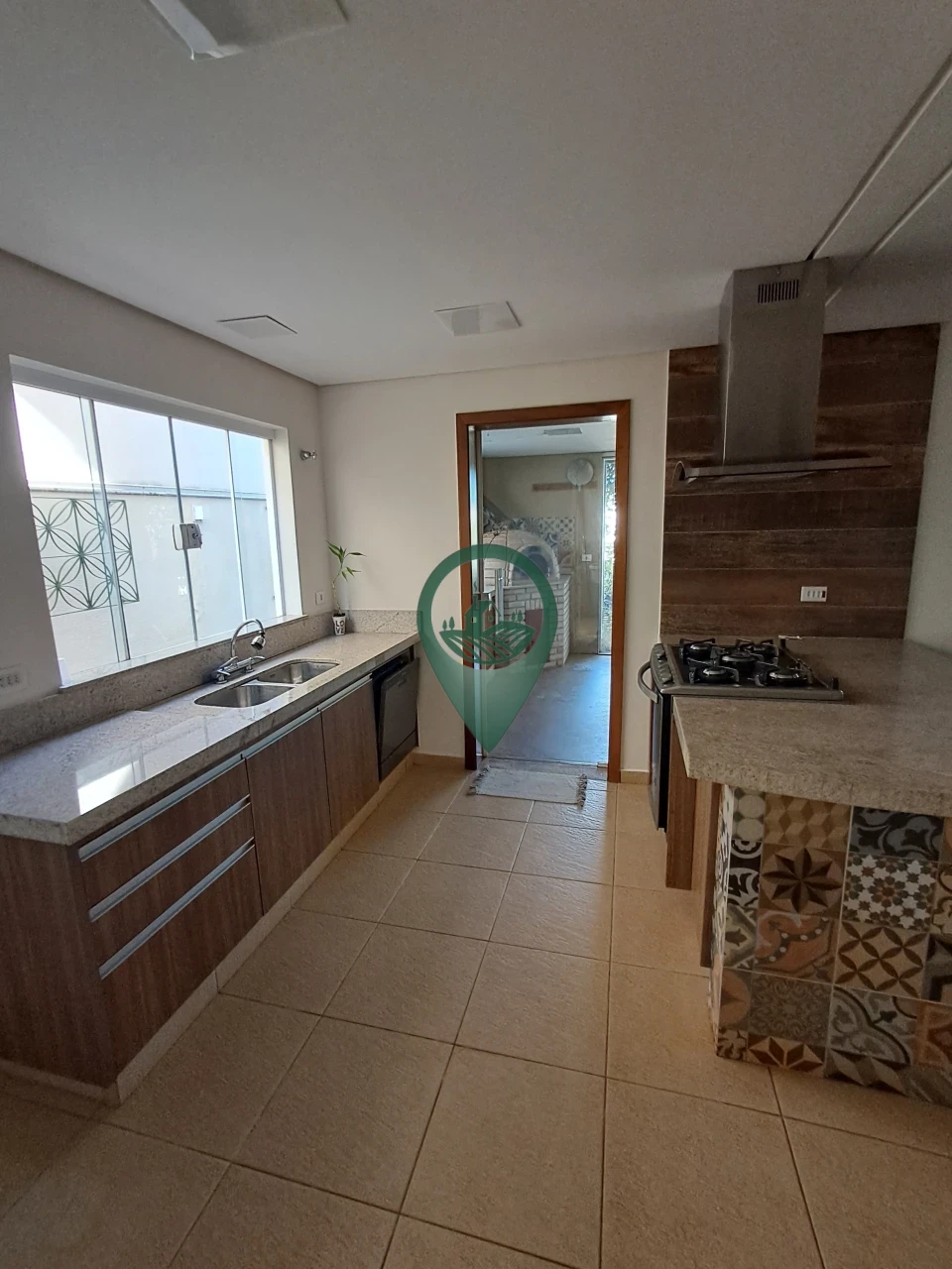 Imagens do imóveis Casa com 4 suítes à Venda no Royal Forest