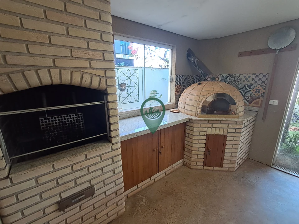 Imagens do imóveis Casa com 4 suítes à Venda no Royal Forest