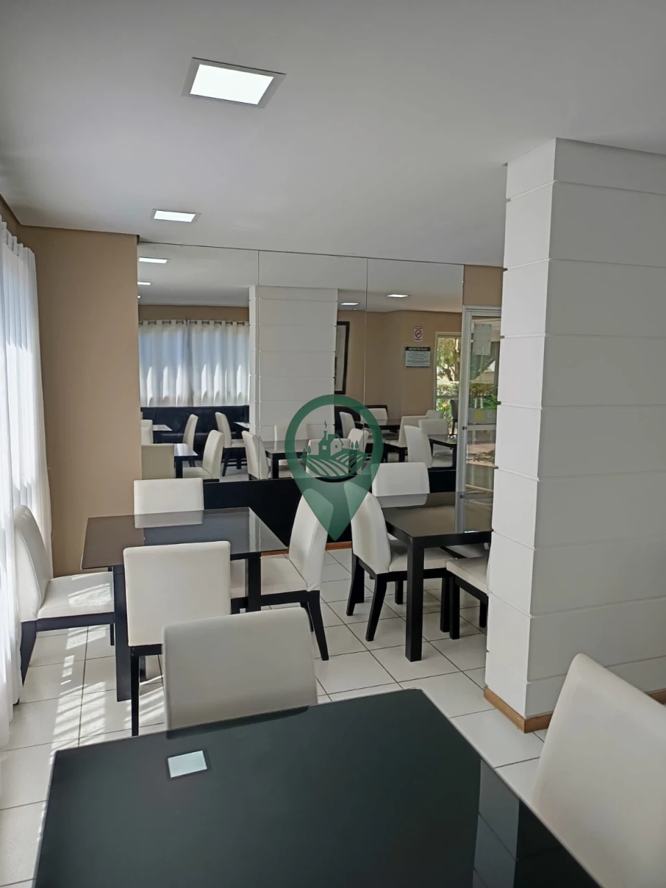 Imagens do imóveis Apartamento à Venda Ed. Garden Araucária