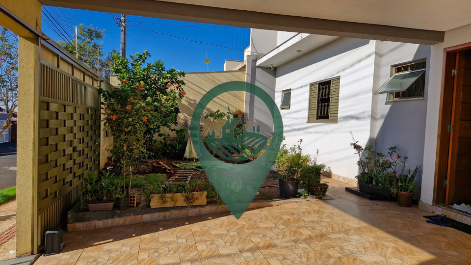 Imagens do imóveis CASA COM 190 M² À VENDA NO JARDIM CONTINENTAL, ZONA NORTE DE LONDRINA