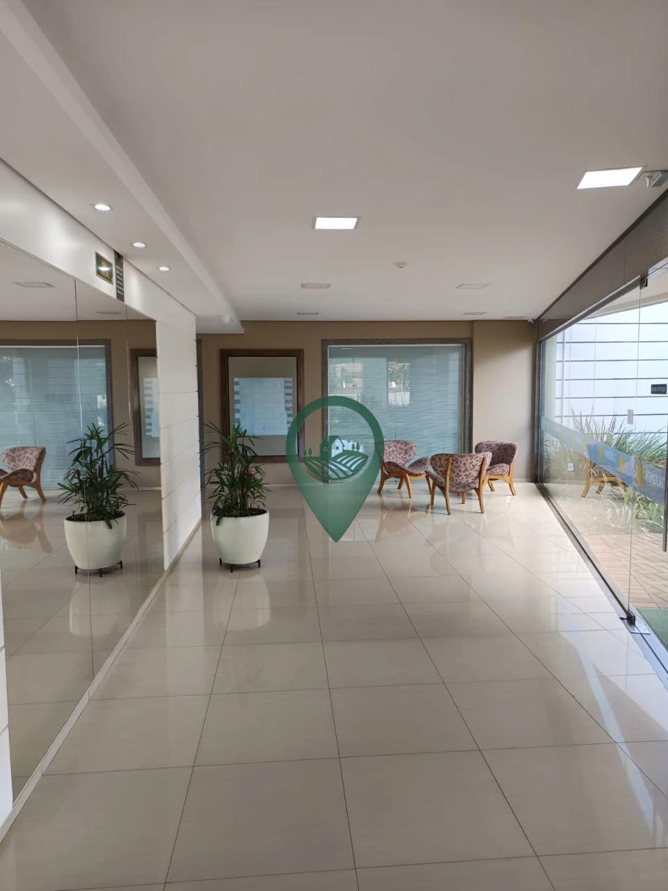 Imagens do imóveis Apartamento à Venda Ed. Garden Araucária