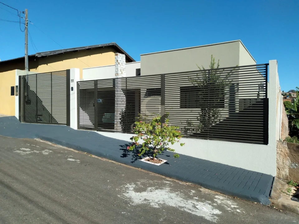 Imagens do imóveis Exclusividade, Sofisticação e Vista Privilegiada em Cornélio Procópio Residência Moderna  Próxima ao Cristo Rei