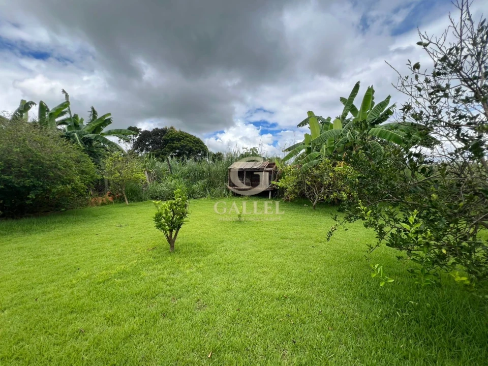 CHÁCARA À VENDA | 1.206m² DE TERRENO | 210m² DE CONSTRUÇÃO | 3 QUARTOS | PISCINA | LIMOEIRO