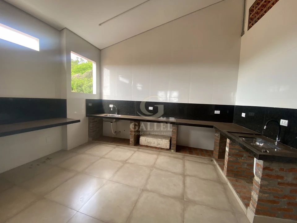 Chácara Beira De Asfalto Próximo Do Centro Com 2 Casas