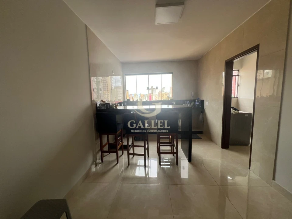 APARTAMENTO À VENDA OU LOCAÇÃO | 140 m² TOTALMENTE RENOVADO | 3 QUARTOS | HIDRÁULICA E ELÉTRICA ATUALIZADAS | EDIFÍCIO MARIA JOANA | CENTRO DE LO