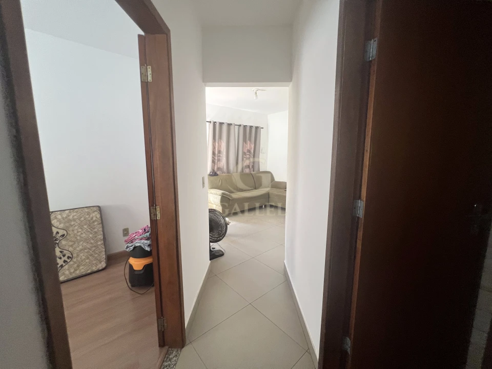 Imagens do imóveis Casa Com Terreno Amplo Próximo Av Maringá