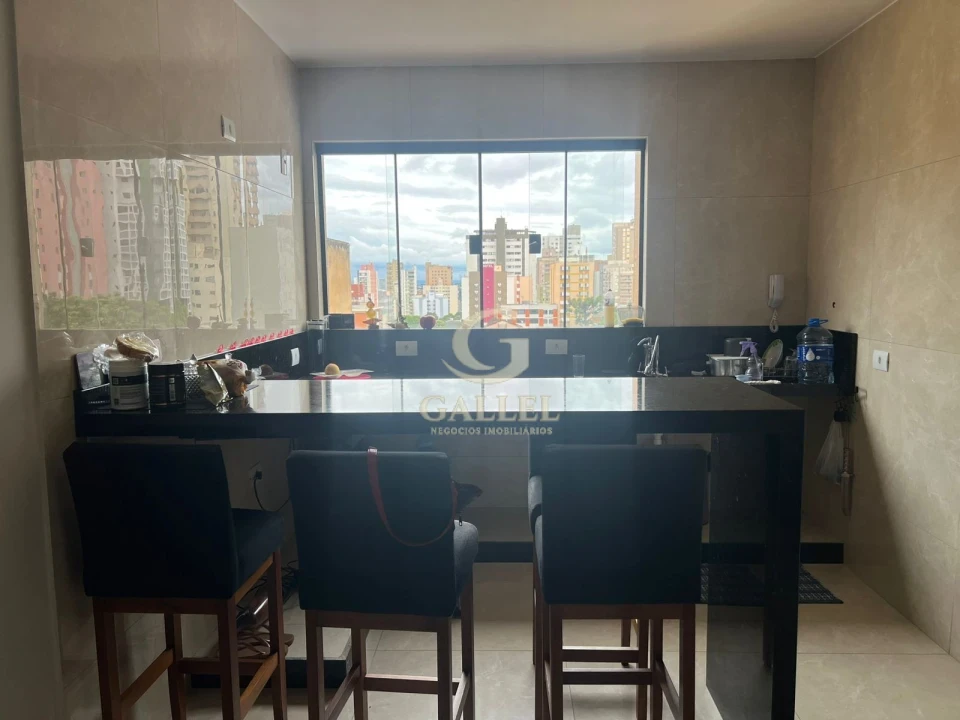 APARTAMENTO À VENDA OU LOCAÇÃO | 140 m² TOTALMENTE RENOVADO | 3 QUARTOS | HIDRÁULICA E ELÉTRICA ATUALIZADAS | EDIFÍCIO MARIA JOANA | CENTRO DE LO