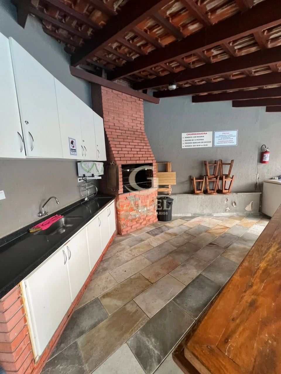 Apartamento 3 Dormitórios No Centro De Londrina Com 2 Vagas 77m² | Venda R$380.000,00 Ou Aluguel R$2.300,00