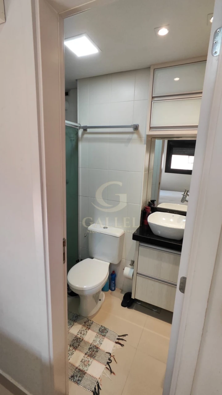 Apartamento À Venda No Centro De Londrina Próximo Ao Calçadao Com Vaga De Garagem Sacada C/ Churrasqueira  3 Quartos Com Lazer Completo | R$ 430.