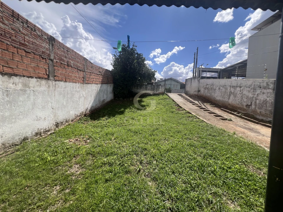 Imagens do imóveis Casa Com Terreno Amplo Próximo Av Maringá