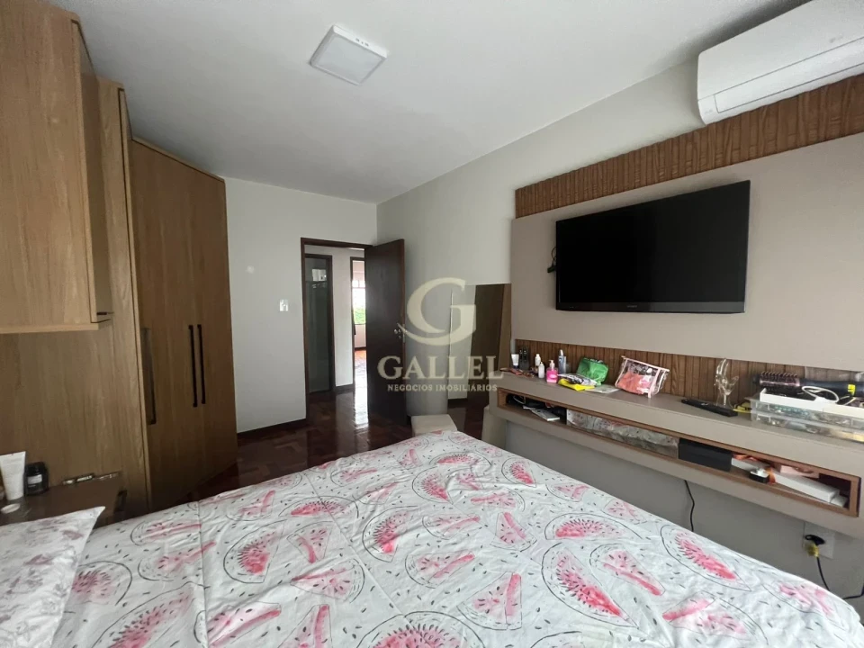 APARTAMENTO À VENDA OU LOCAÇÃO | 140 m² TOTALMENTE RENOVADO | 3 QUARTOS | HIDRÁULICA E ELÉTRICA ATUALIZADAS | EDIFÍCIO MARIA JOANA | CENTRO DE LO