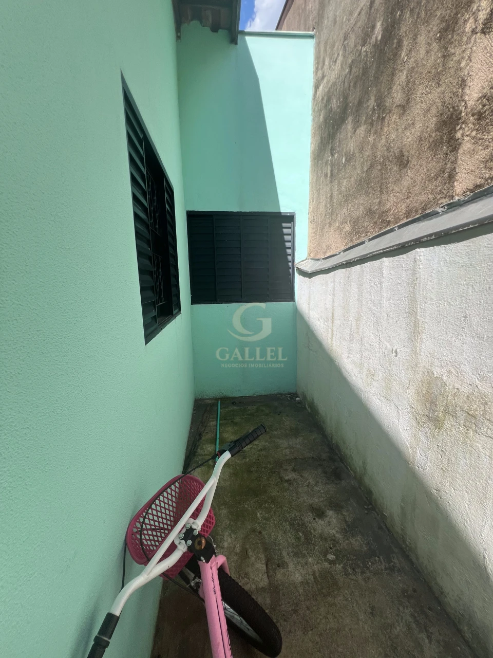 Imagens do imóveis Casa Com Terreno Amplo Próximo Av Maringá