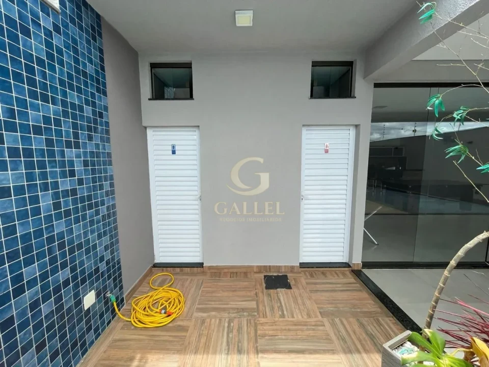 Imagens do imóveis Espaço de Lazer / Residência Moderna com Piscina e Gourmet Privativo à Venda por R$ 650.000,00