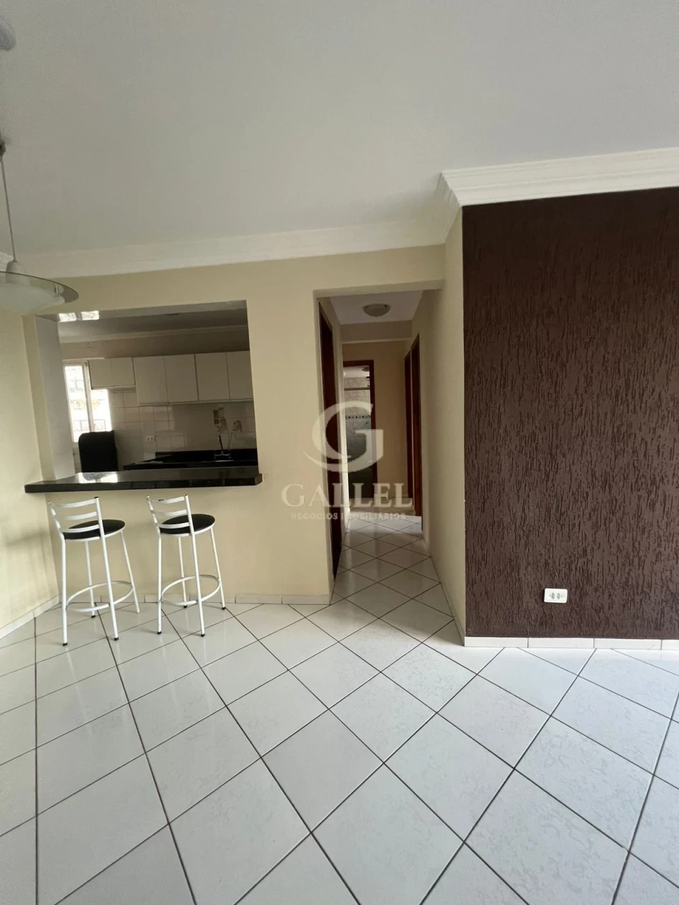 Apartamento 3 Dormitórios No Centro De Londrina Com 2 Vagas 77m² | Venda R$380.000,00 Ou Aluguel R$2.300,00