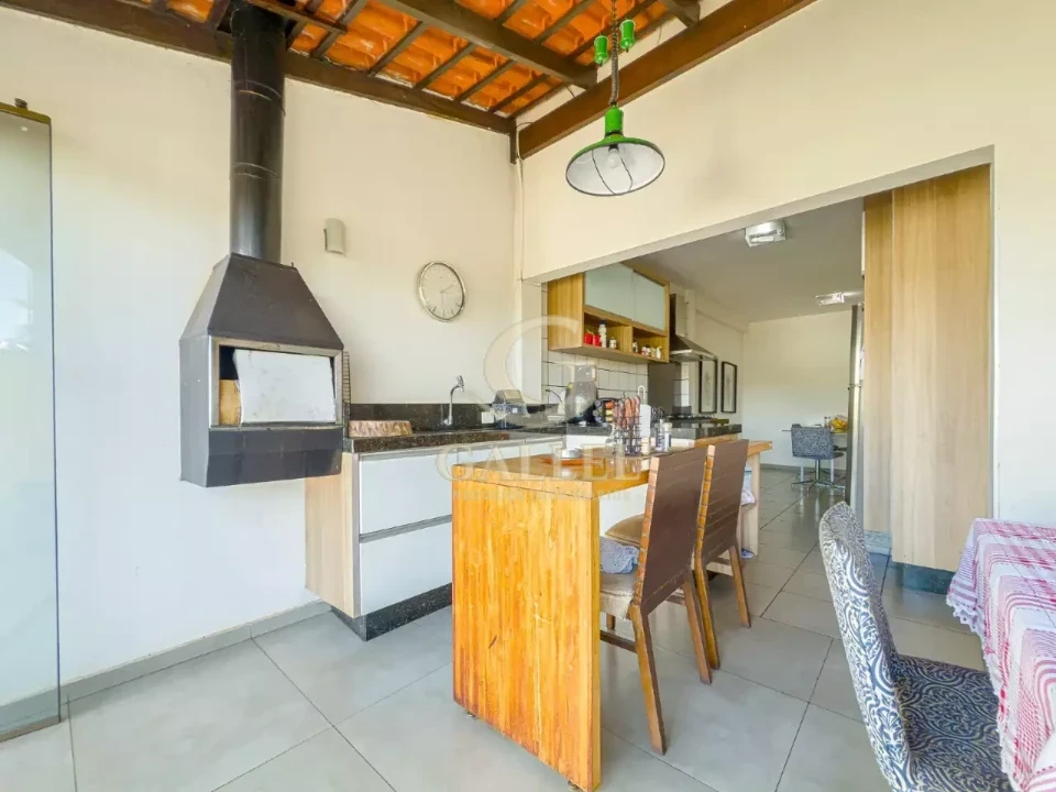 Imagens do imóveis Casa À Venda Jardim Novo Sabará Londrina