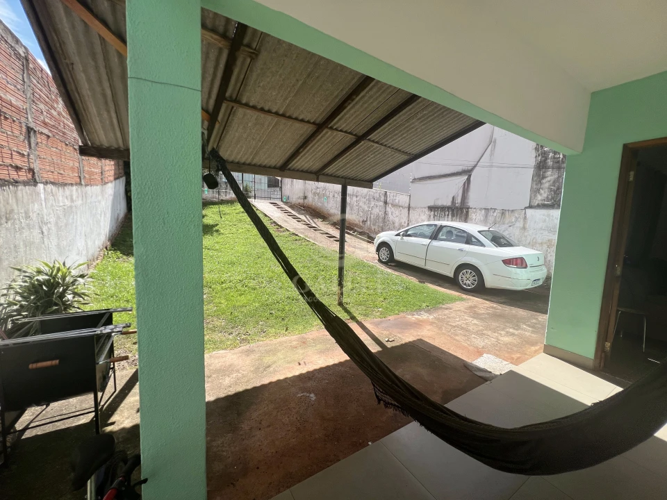 Imagens do imóveis Casa Com Terreno Amplo Próximo Av Maringá