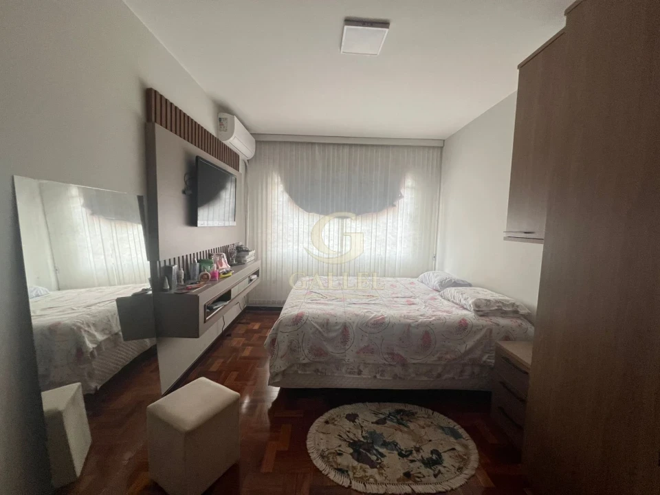 APARTAMENTO À VENDA OU LOCAÇÃO | 140 m² TOTALMENTE RENOVADO | 3 QUARTOS | HIDRÁULICA E ELÉTRICA ATUALIZADAS | EDIFÍCIO MARIA JOANA | CENTRO DE LO