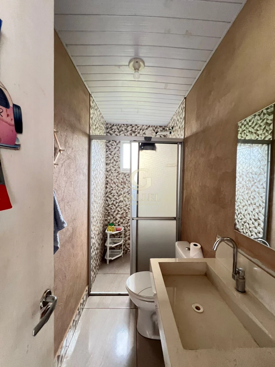 CHÁCARA À VENDA | 1.206m² DE TERRENO | 210m² DE CONSTRUÇÃO | 3 QUARTOS | PISCINA | LIMOEIRO