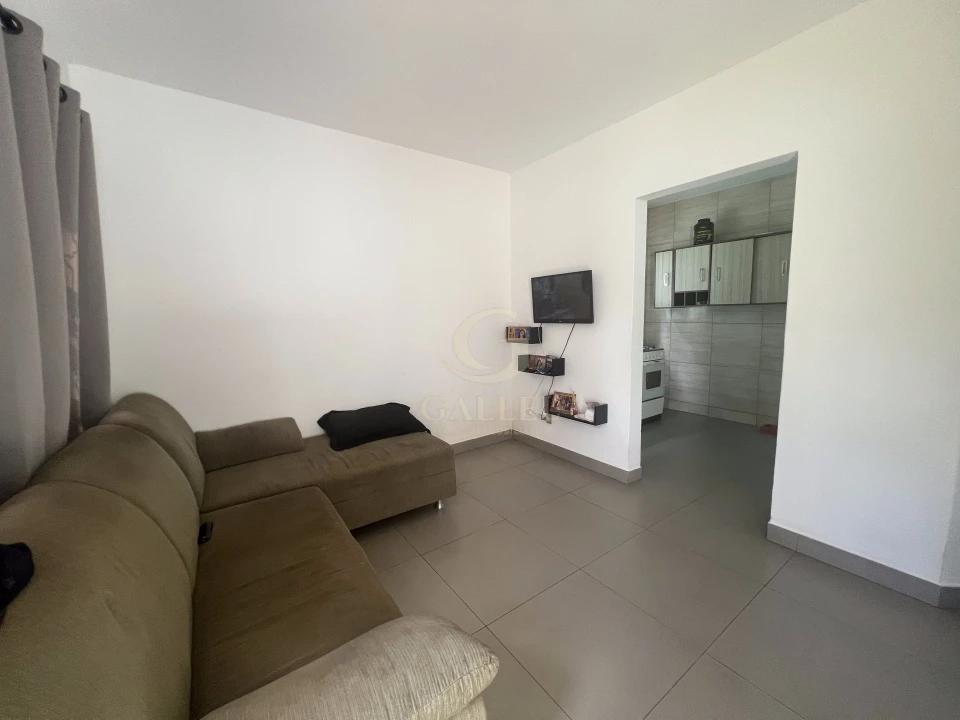 Imagens do imóveis Casa Com Terreno Amplo Próximo Av Maringá