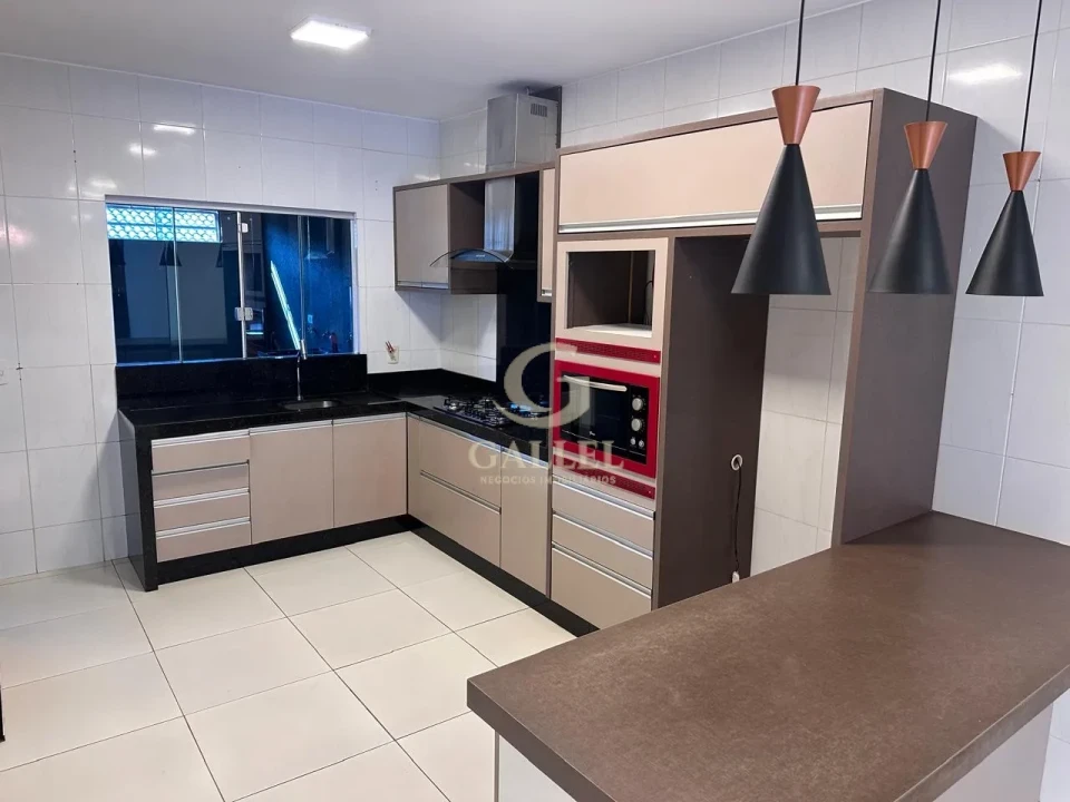 Imagens do imóveis Sofisticação, Conforto e Exclusividade na Zona Sul de Londrina Residência de Alto Padrão no Bairro Lagoa Dourada