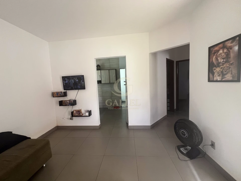 Imagens do imóveis Casa Com Terreno Amplo Próximo Av Maringá
