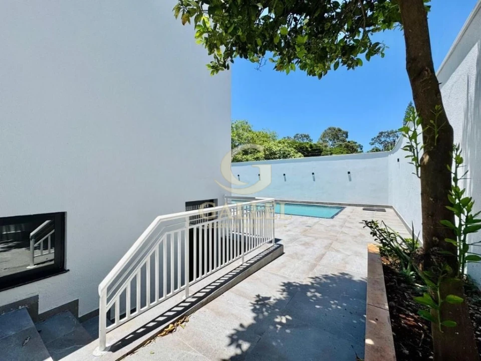 Imagens do imóveis Casa Alto Padrão 465m² | 6 Quartos | 3 Suítes | Piscina | Mediterrâneo – Londrina