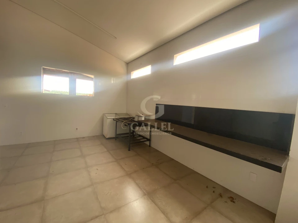 Chácara Beira De Asfalto Próximo Do Centro Com 2 Casas