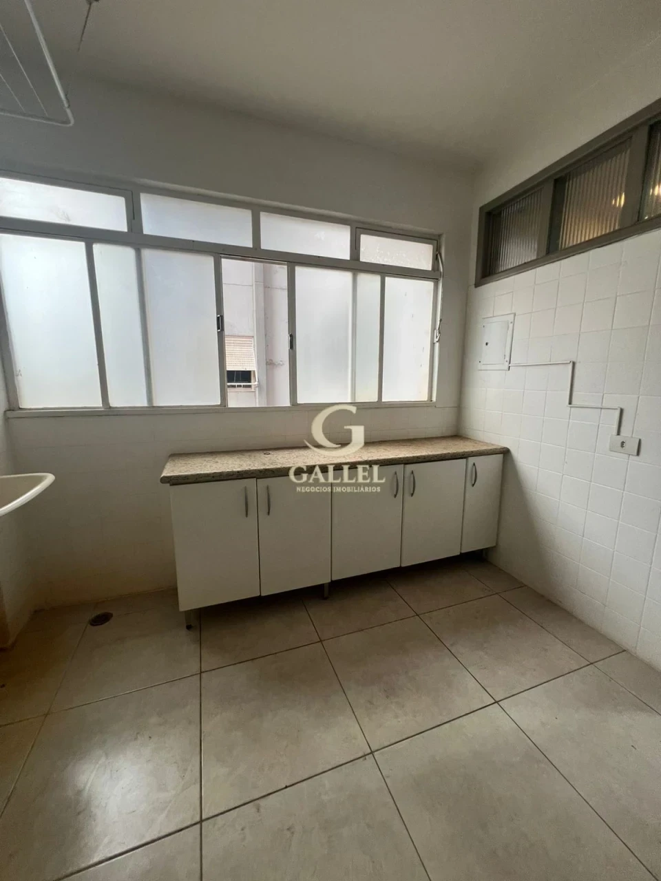 Imagens do imóveis Apartamento 3 Dormitórios no Centro de Londrina – Edifício Caravelas – 103 m² – 1 Garagem – Venda ou Locação