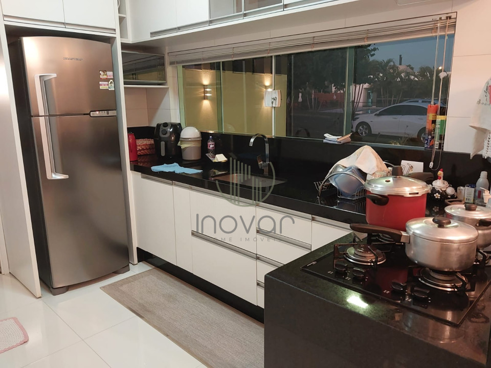 CASA MOBILIADA PARA LOCAÇÃO 3 QUARTOS SENDO UM SUITE CONDOMINIO ARAÇARI PARQUE TAUA EM LONDRINA