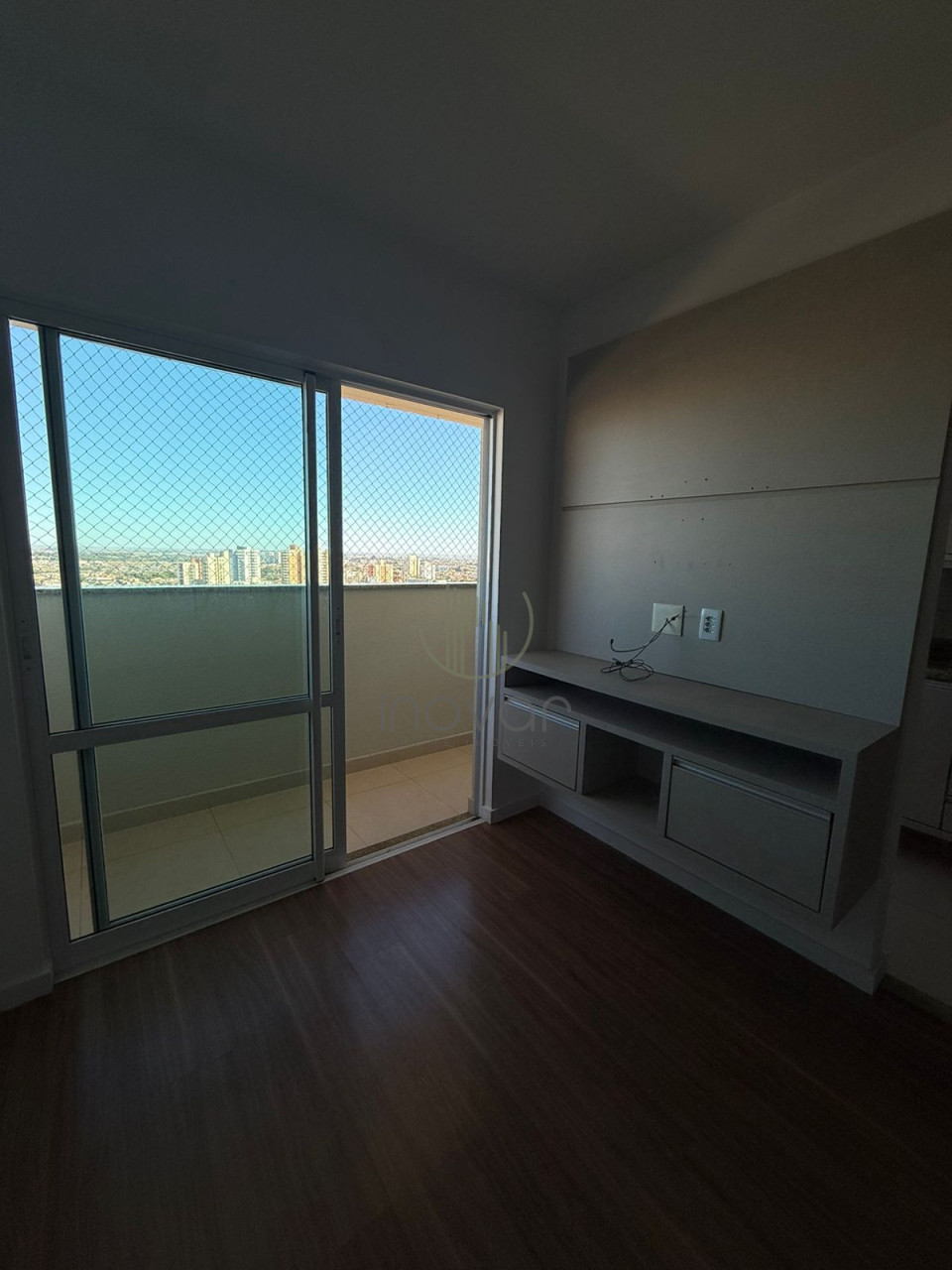 APARTAMENTO PARA LOCAÇÃO 3 QUARTOS EDIFÍCIO MORADA SHANGRIL-LÁ EM LONDRINA