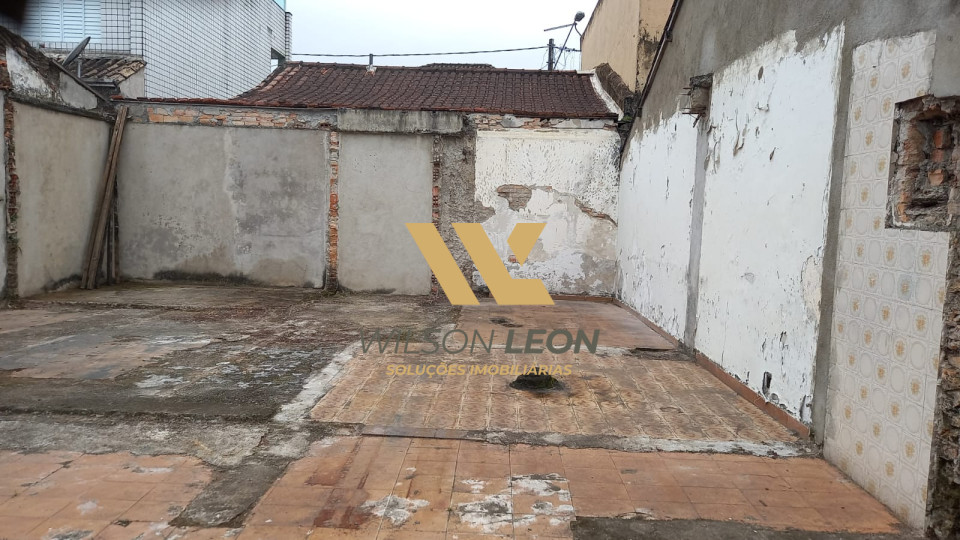 TERRENO NO BAIRRO DO EMBARÉ EM SANTOS