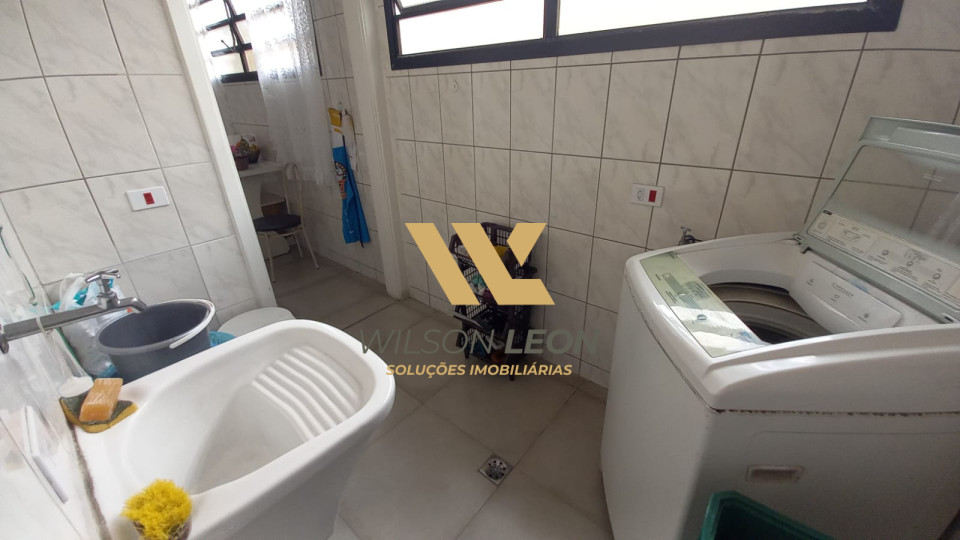 Casa venda no Guaruja com 3 quartos Suite e Edicula