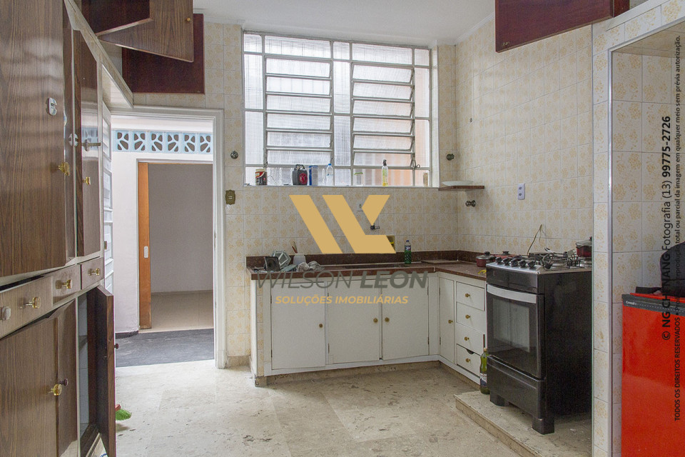 Locação comercial em casa com elevador