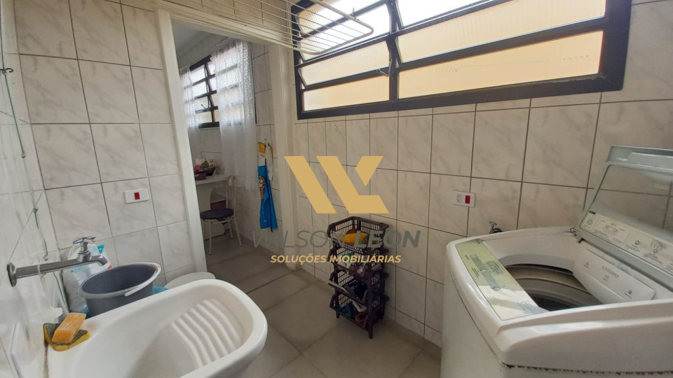 Casa venda no Guaruja com 3 quartos Suite e Edicula