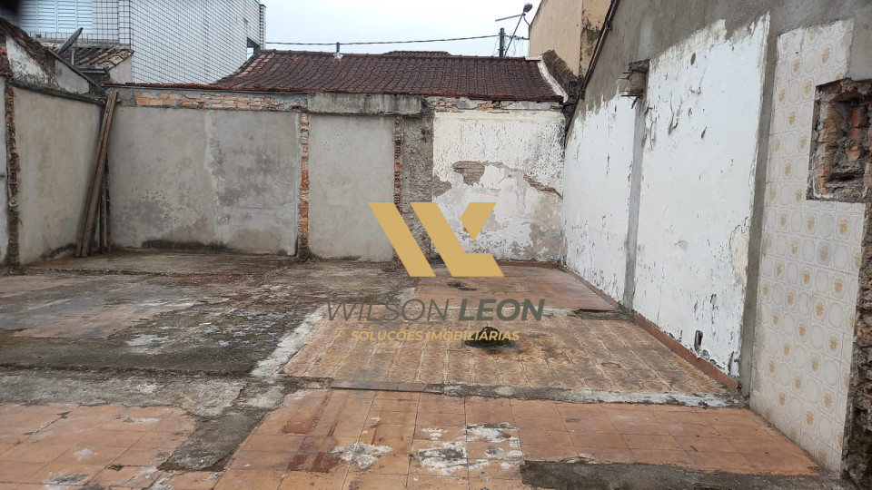 TERRENO NO BAIRRO DO EMBARÉ EM SANTOS