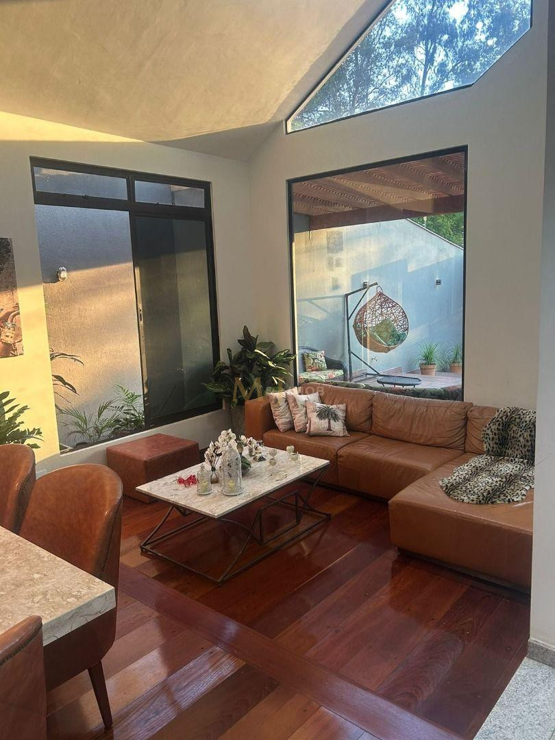 Casa Á Venda Bancários Londrina