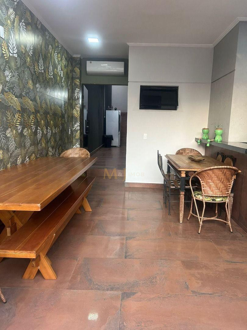 Casa Á Venda Bancários Londrina