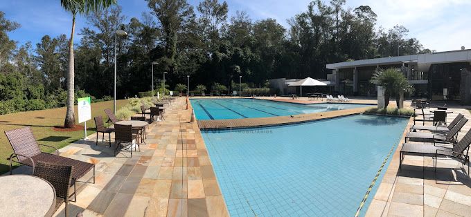 Casa térrea no Condomínio Alphaville 2