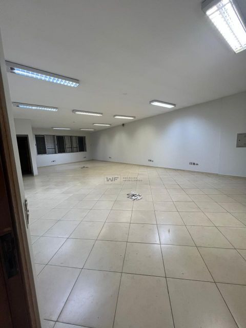 Imóvel Comercial - AV. Leste Oeste