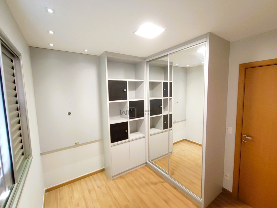 Edifício Poty Lazzarotto