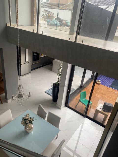 Casa no Condomínio Royal Forest