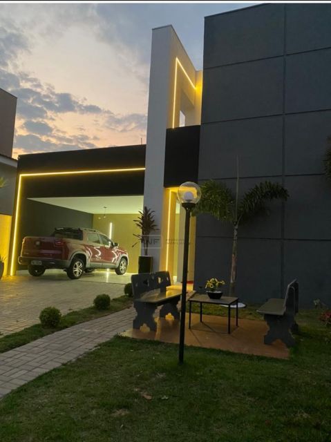 Casa no Condomínio Royal Forest