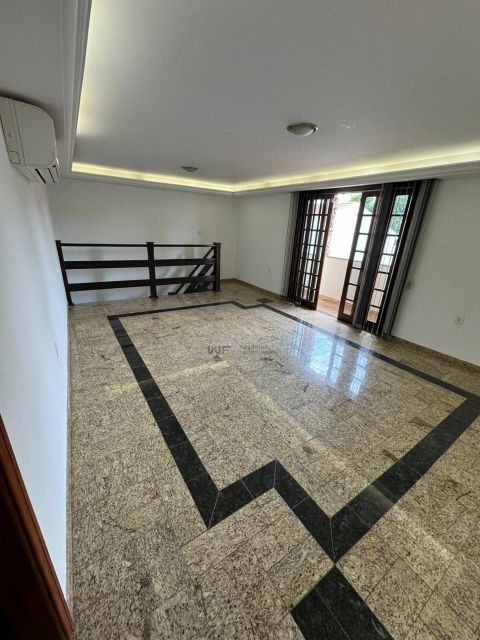 Casa a Venda - Industrial, Londrina